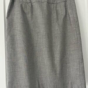 EUC Calvin Klein Classic Gray Pencil‎ Skirt, Size 6